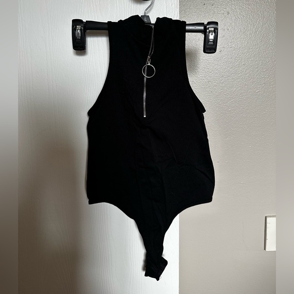 Black Zip Up Sleeveless Stretch Bodysuit - Picture 1 of 5